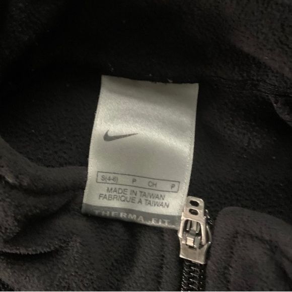 Vintage Youth Nike Therma Fit Black Full Zip Fleece Jacket - Picture 4 of 6